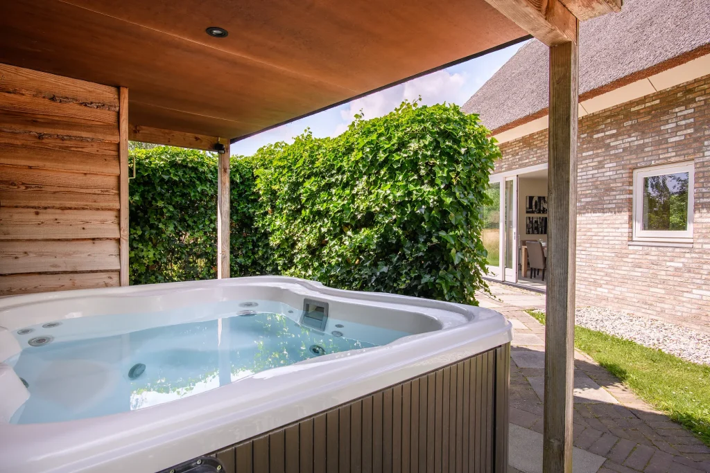 Privé buitenverblijf in de tuin